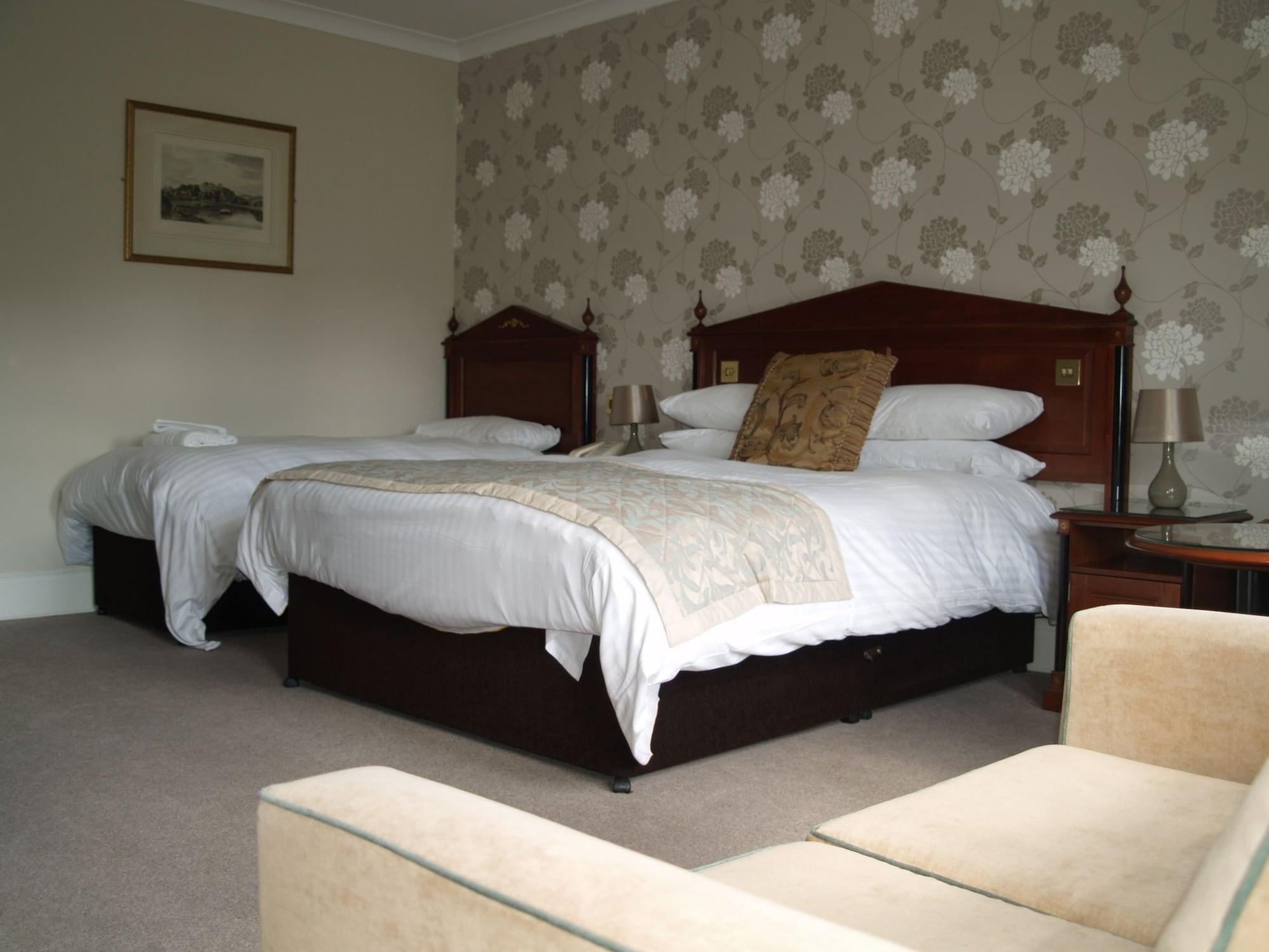 Woodland Manor Hotel Bedford Bagian luar foto