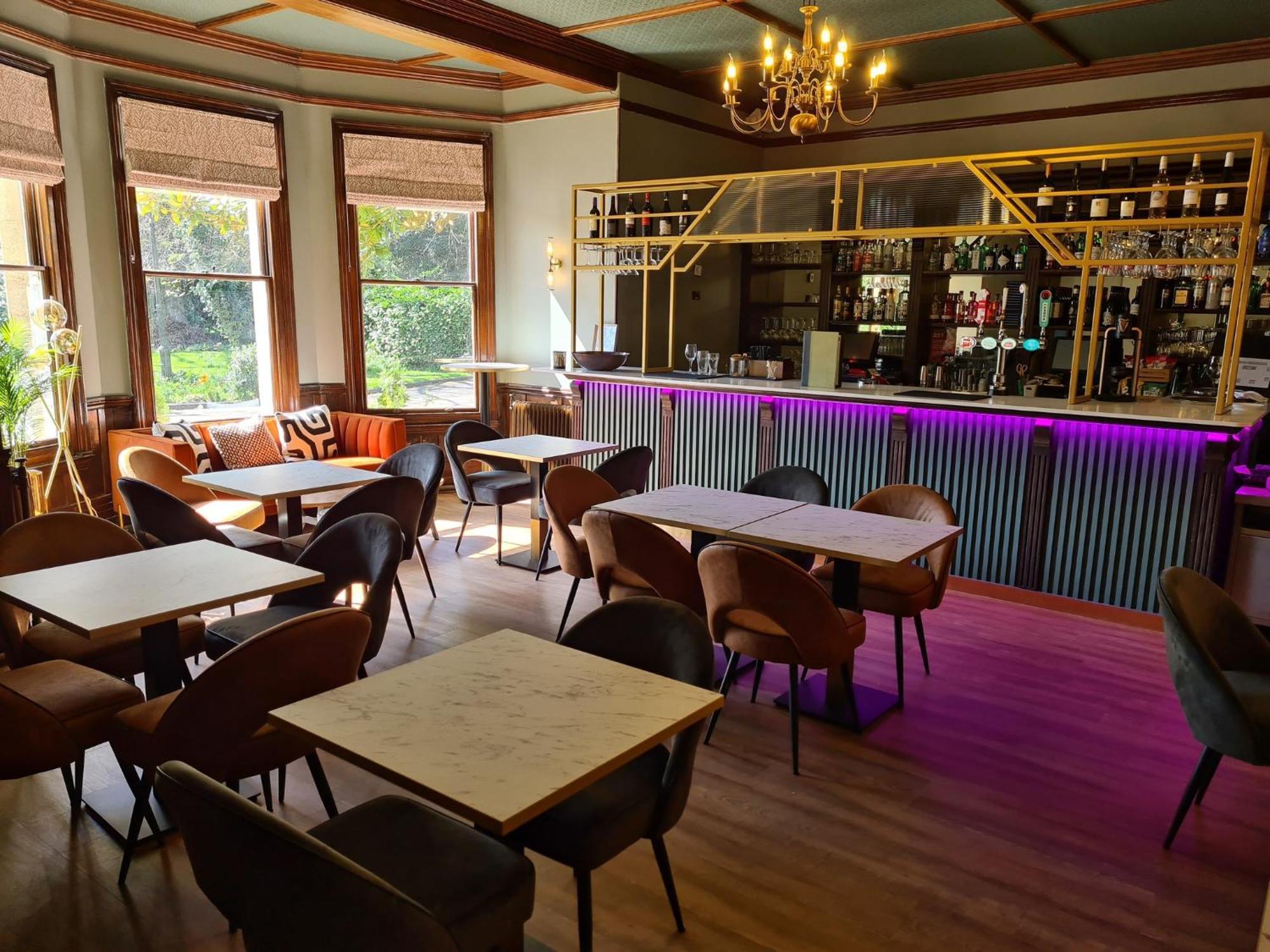 Woodland Manor Hotel Bedford Bagian luar foto